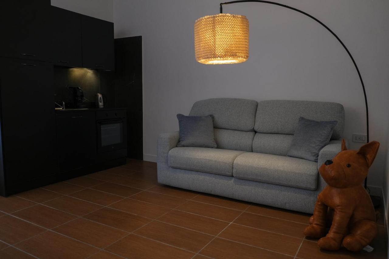 Aroma Apartment, Maschio Angioino-Porto Di Napoli エクステリア 写真